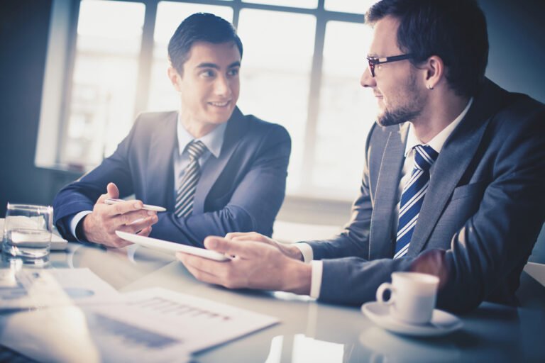 Un dirigeant accompagné par son mentor PRO'ximité